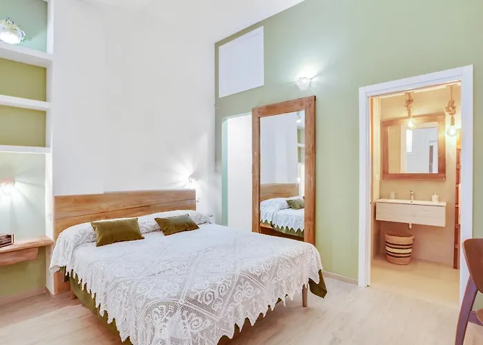 Madame Bari\' Suite Apt In The Heart Of Bari